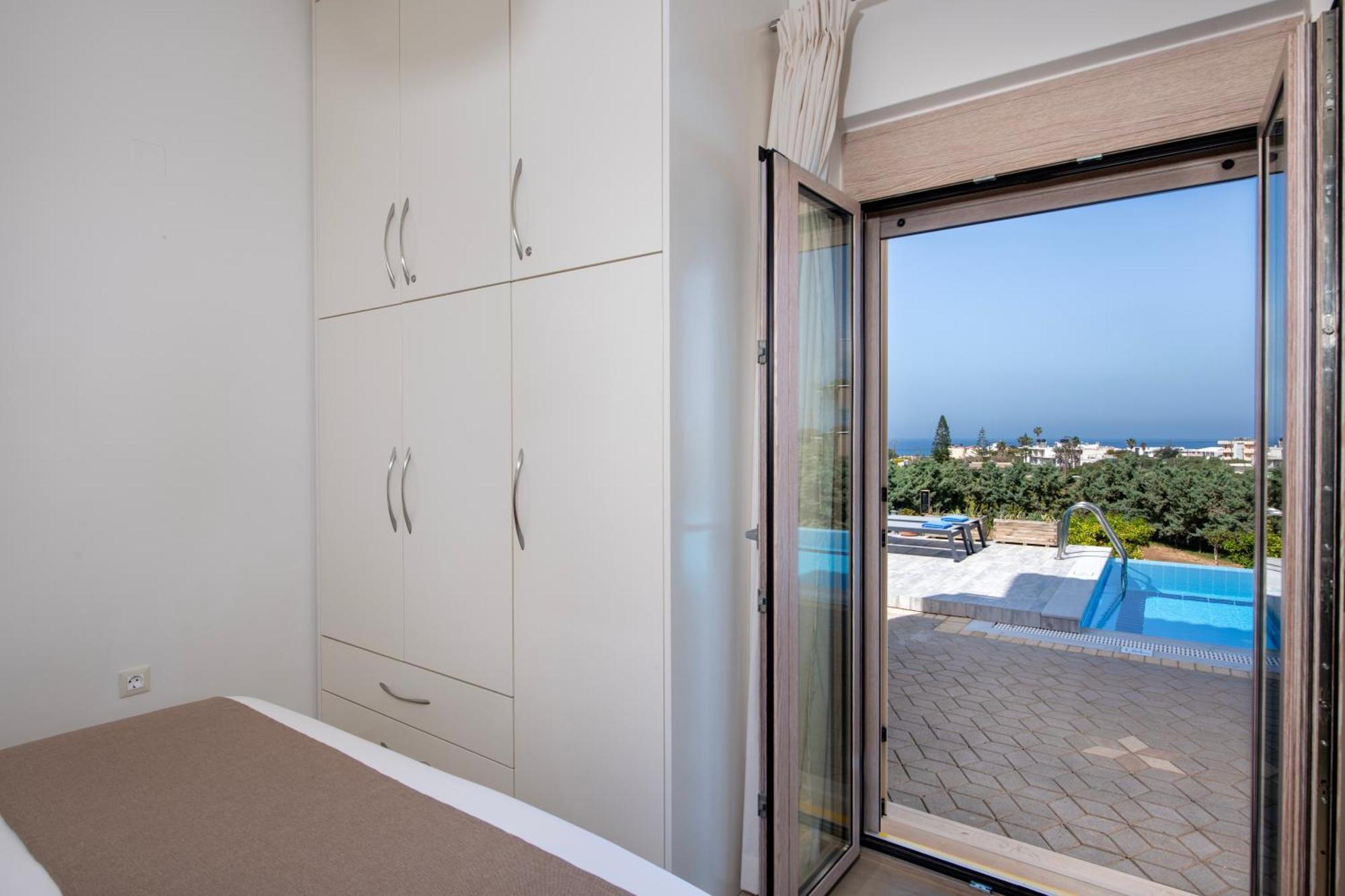 Four Seasons Private Villa - Seaview - Big Heated Pool - Gym - Sport Activities ゴウヴァイ エクステリア 写真