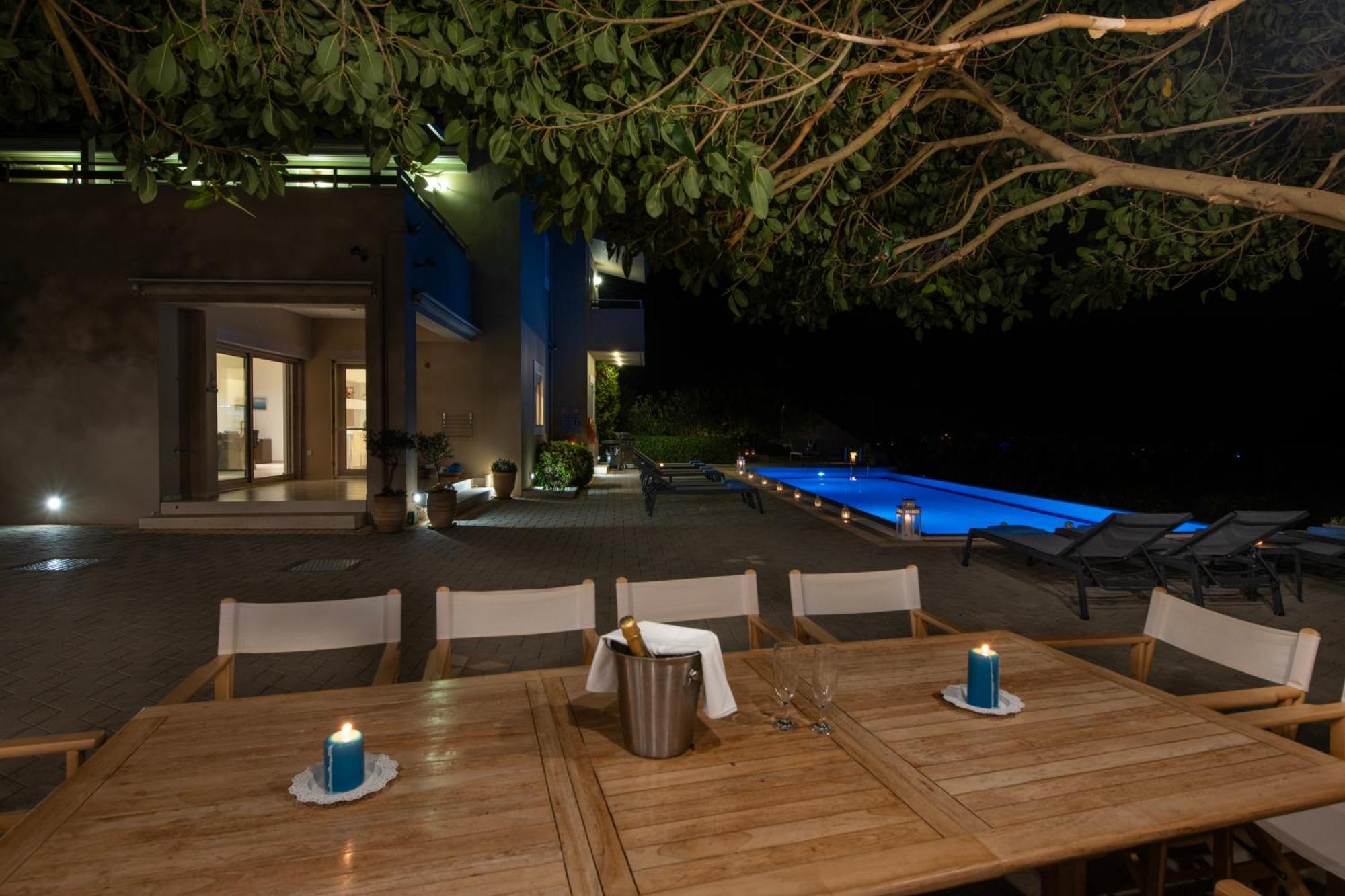 Four Seasons Private Villa - Seaview - Big Heated Pool - Gym - Sport Activities ゴウヴァイ エクステリア 写真