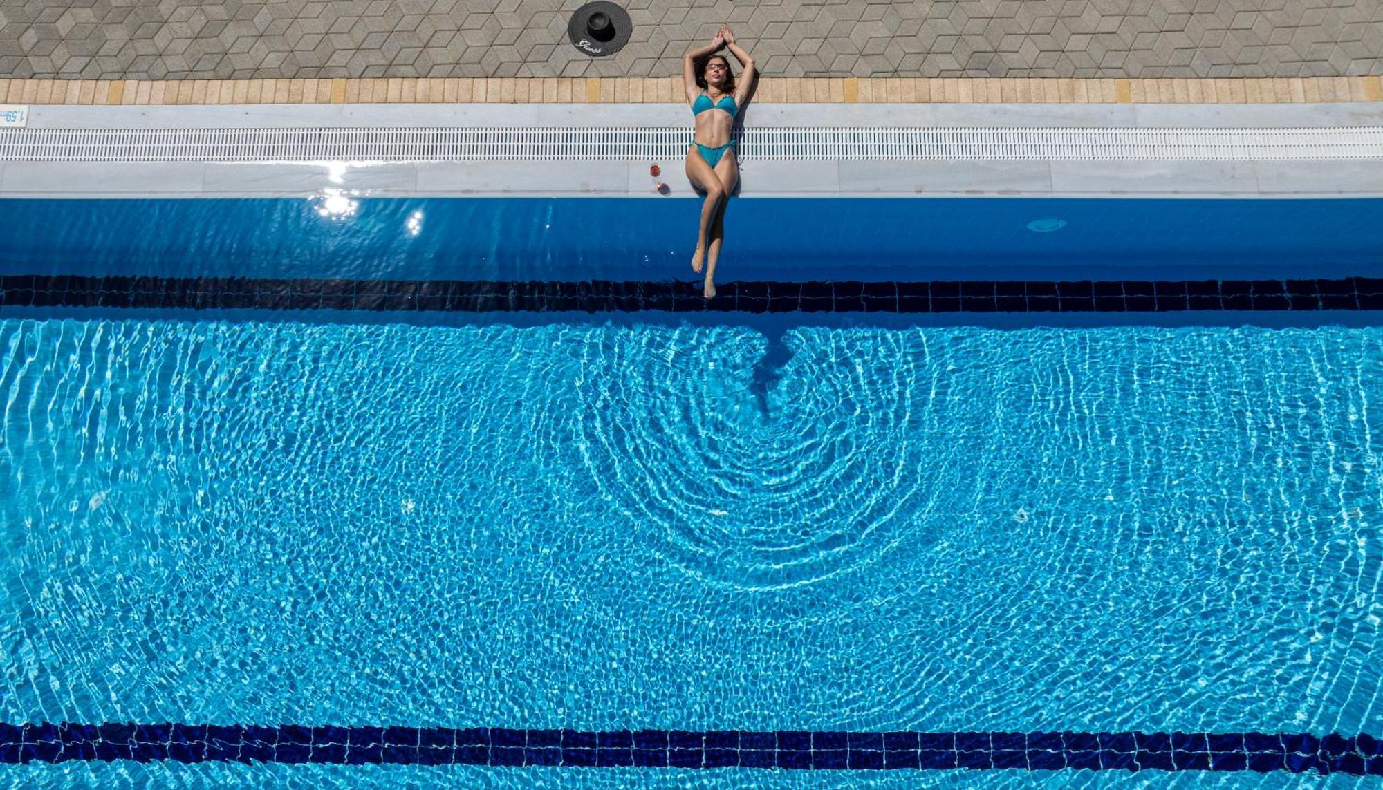 Four Seasons Private Villa - Seaview - Big Heated Pool - Gym - Sport Activities ゴウヴァイ エクステリア 写真