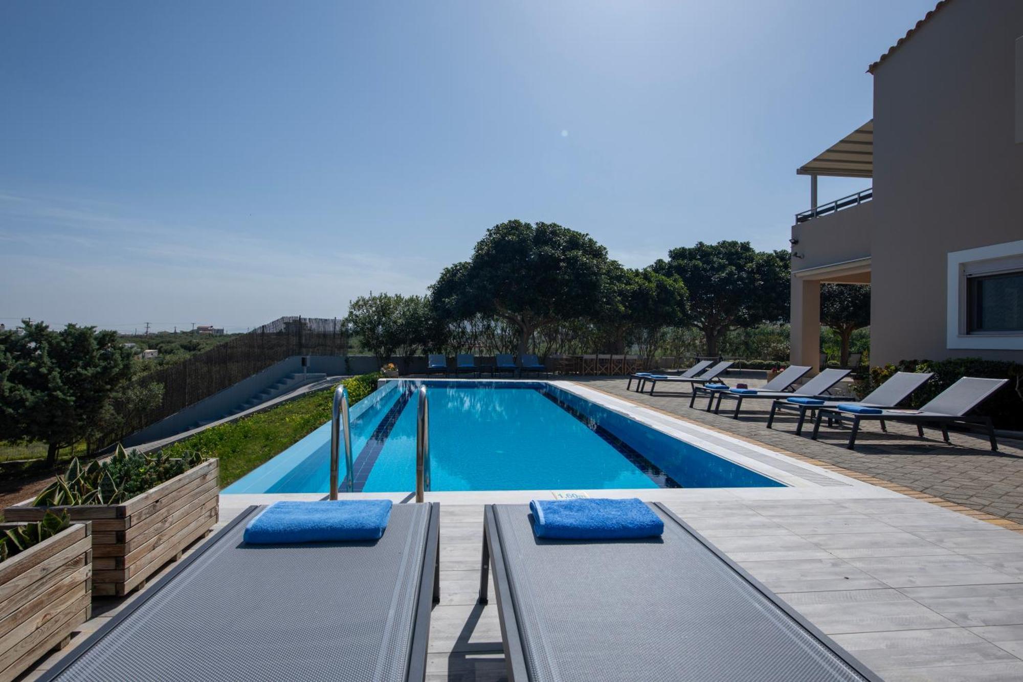 Four Seasons Private Villa - Seaview - Big Heated Pool - Gym - Sport Activities ゴウヴァイ エクステリア 写真